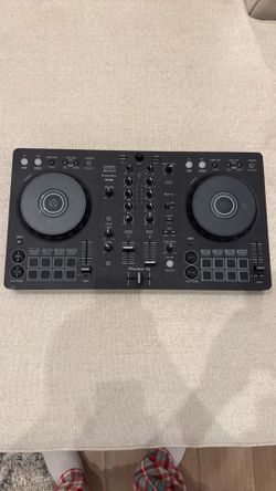 Pioneer DJ DDJ-FLX4 2-Channel DJ Controller - Black
