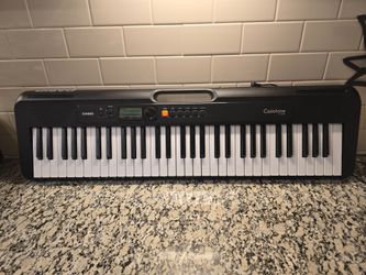 Casio Casiotone CT-S200 61-Key Portable Keyboard
