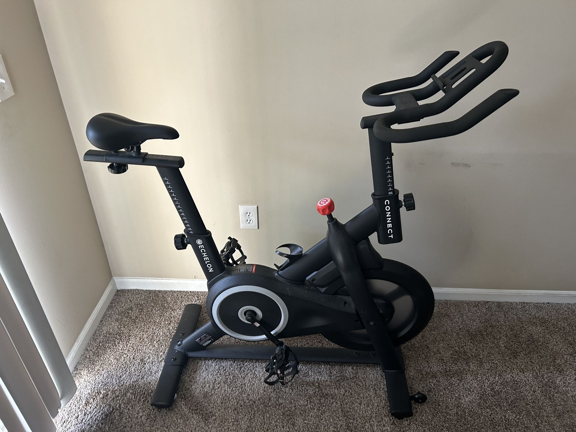 Exercise Bike * Echelon *