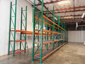 Used 30”Pallet Racking System with Wire Decking