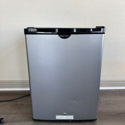 Frigidaire 3.3 CU Mini Fridge Stainless Steel