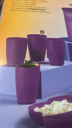 Set de cuatro Vasos de Casi medio litro nuevos de Tupperwere
