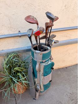 Vintage golf club set with bag