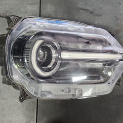 Ford Bronco Sport headlight right Passenger Side 2021 2022 2023 2024 2025 Part $390