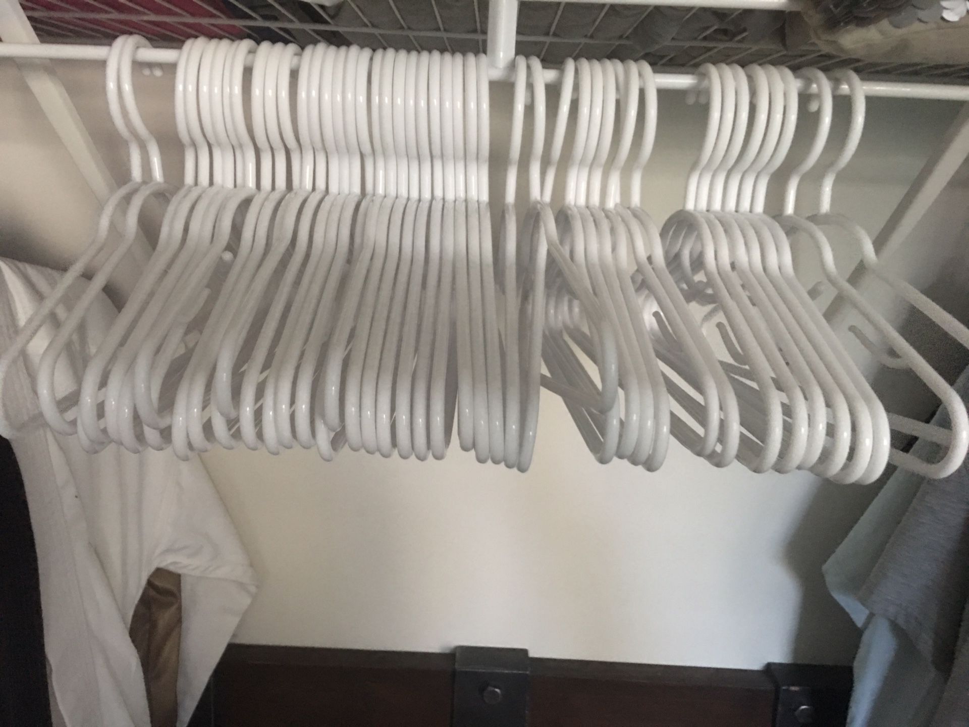 Kids clothes hanger