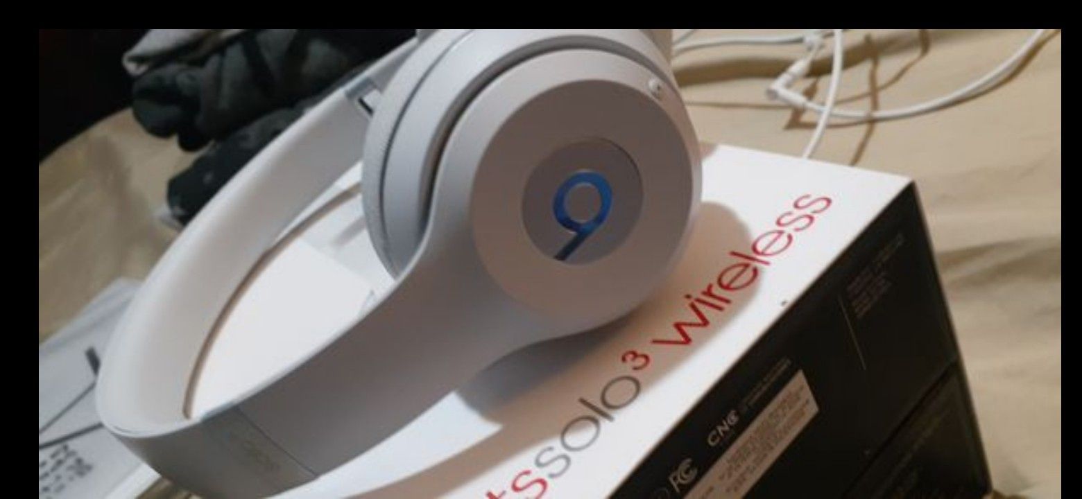 Beats solo 3 wireless