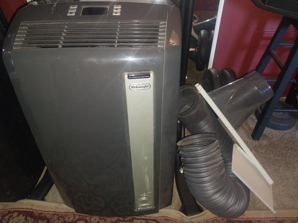 Delanghi Air Conditioner/ Works Like New Hardly Used