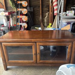 TV Stand / Bookshelf