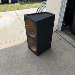 12” Sub Box In Good Conditions 