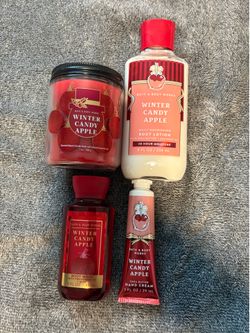 bath and body works gift set  (winter candy apple scent)