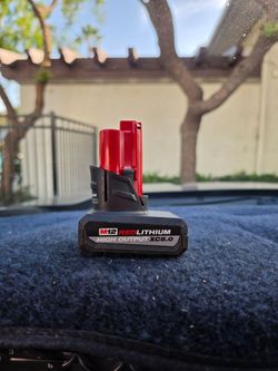 Milwaukee M12 Red Lithium High Output XC5.0 Battery Pack