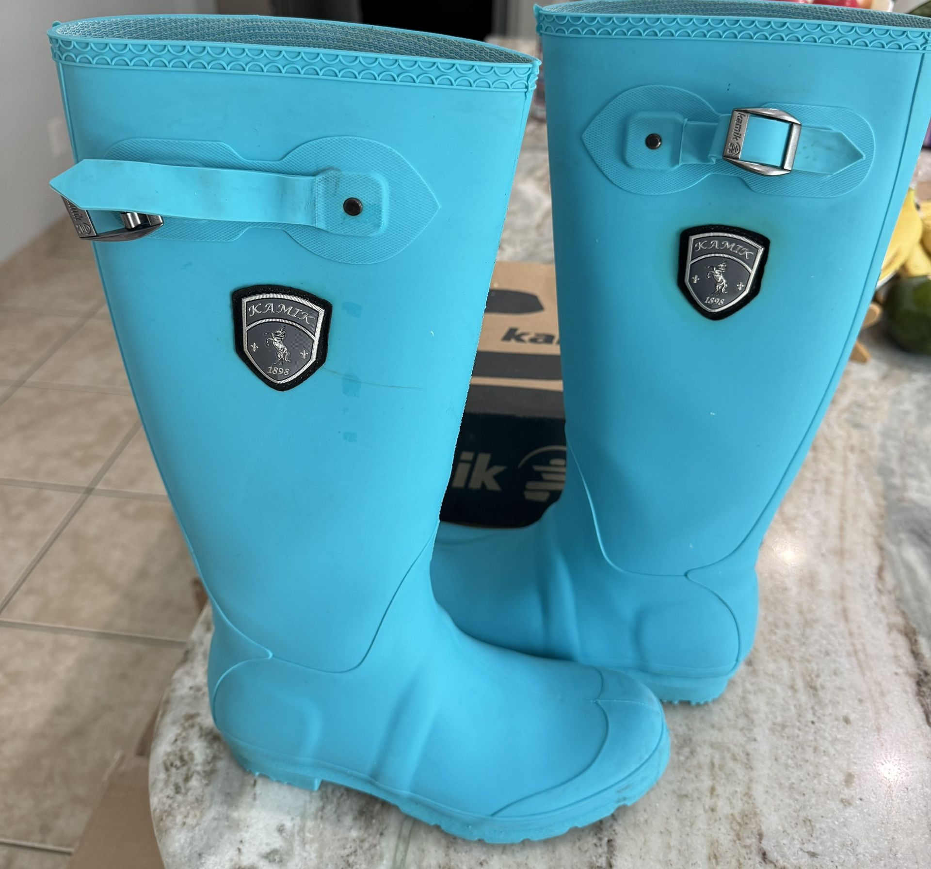 Female Boots