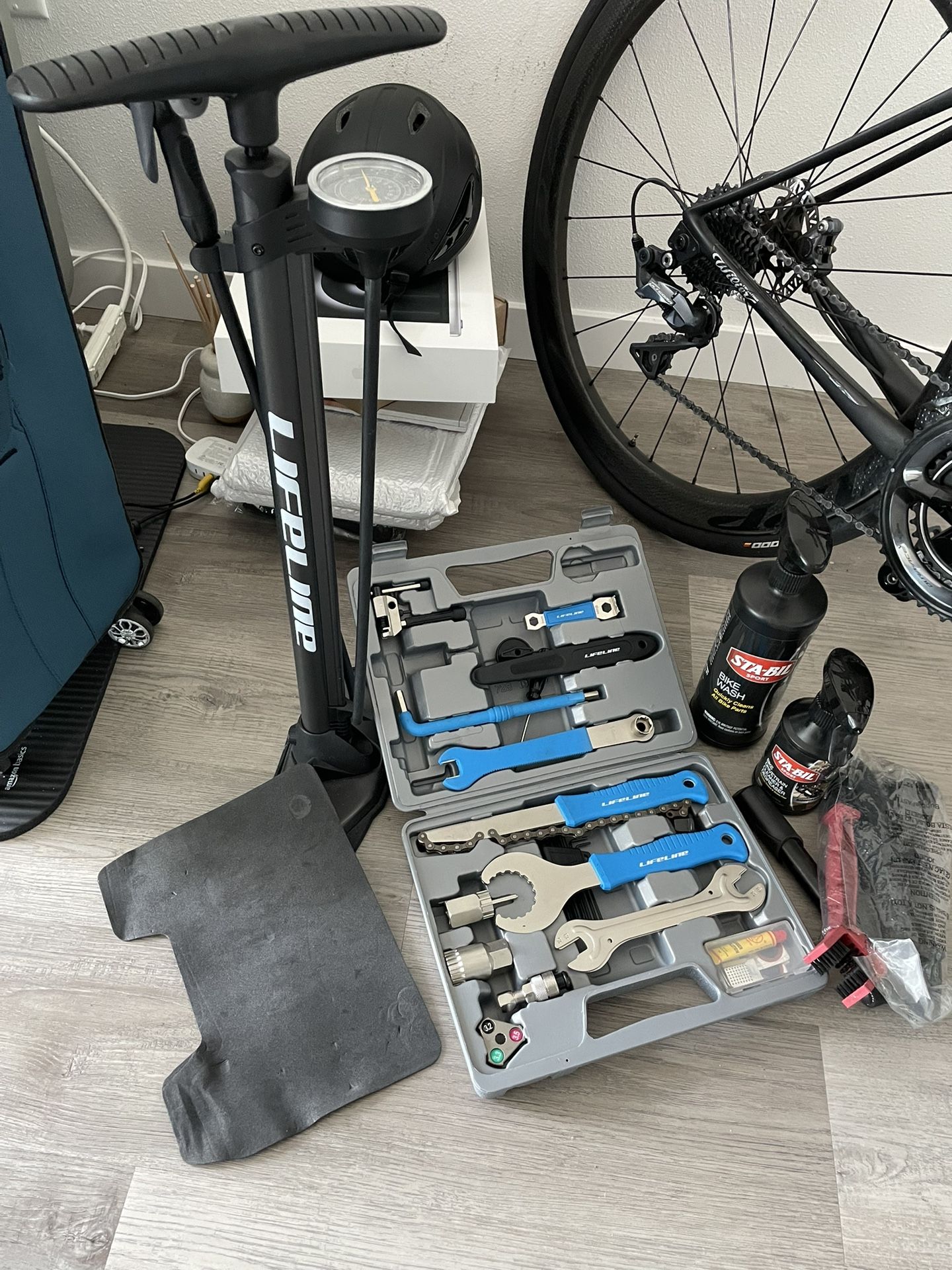 Bike Maintenance Kit – LifeLine Pump + Tool Set + Cleaning Supplies (Great Condition!)