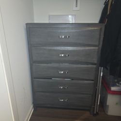 Chest of Drawers