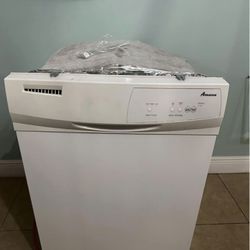 Amana Dishwasher White