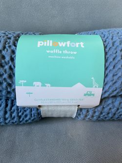 Pillowfort Throw Blanket
