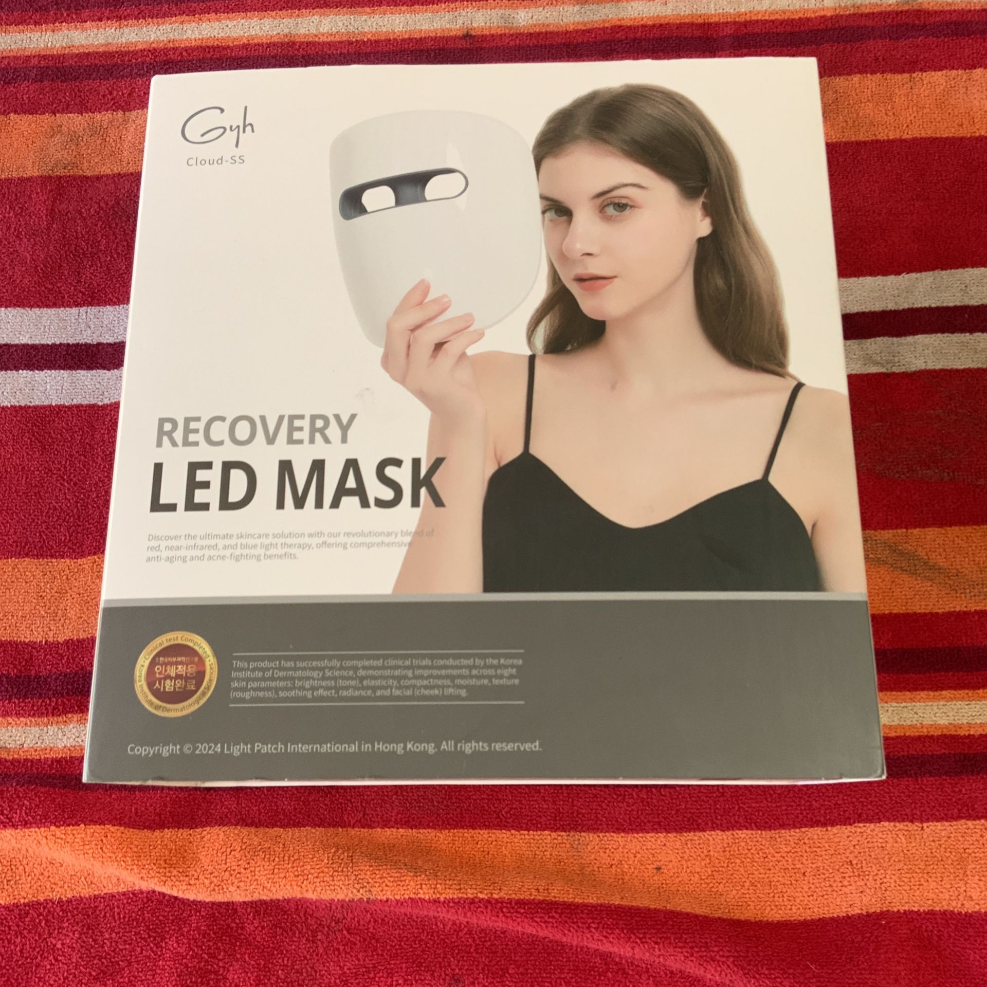 Recovery Led Mask, Brand New In The Box Gyh Cloud-SS