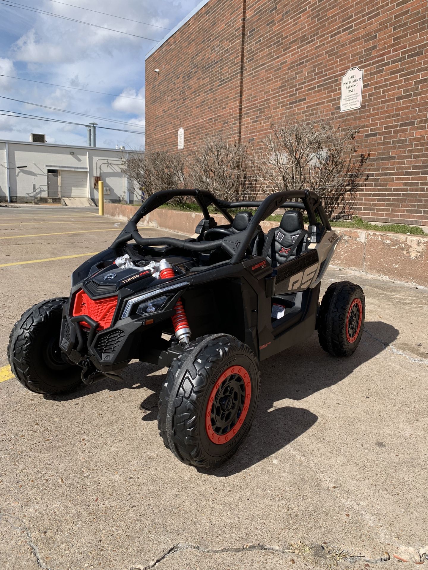 Summer Special Brand New Canam 24V Electric Kids Jeep