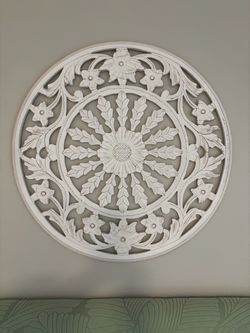 Medallion wall art