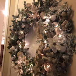 Hermosa Corona Navideńa Es Muy Grande Mide 45X45