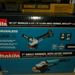 Makita
18V LXT Lithium-Ion Brushless Cordless 4-1/ 2 in. /5 in. X-LOCK Angle Grinder with AFT, Tool Only