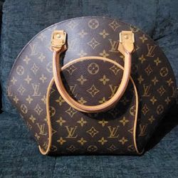 Louise Vuitton Purse And Wallet