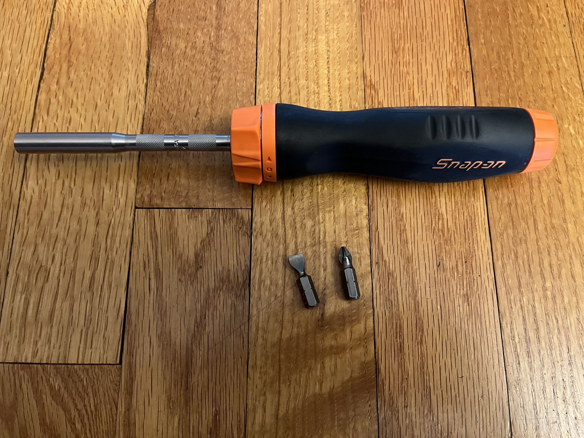 Snap-on Ratcheting Screwdriver- (Orange)
