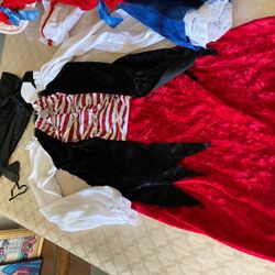 Costumes 4 each
