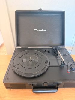 Crosley Portable Suitcase Turntable
