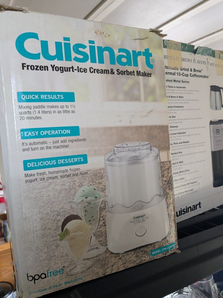 Cuisinart Frozen Yogurt And Ice Cream ream Maker