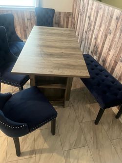 Dining set