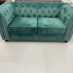 Loveseat 