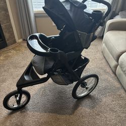 (Great Condition) Graco Jogger Stroller W/ Cup Holder,Storage (30$)