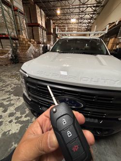 Llaves de autos / car keys and remotes