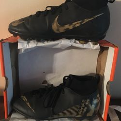 Women Nike Size 5.5 Soccer Cleats