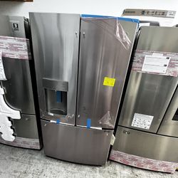 GE FRENCH DOOR REFRIGERATOR