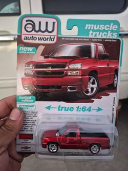 Auto World Chevy Silverado SS 1:64 Die-Cast