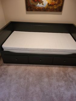 Sofa, Single & Double Bed & Storage!