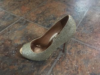 Badgley Mischka gold sequin hill with leather sole
