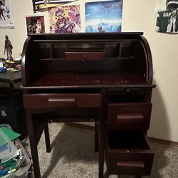 Little Kids wooden desk and chair set