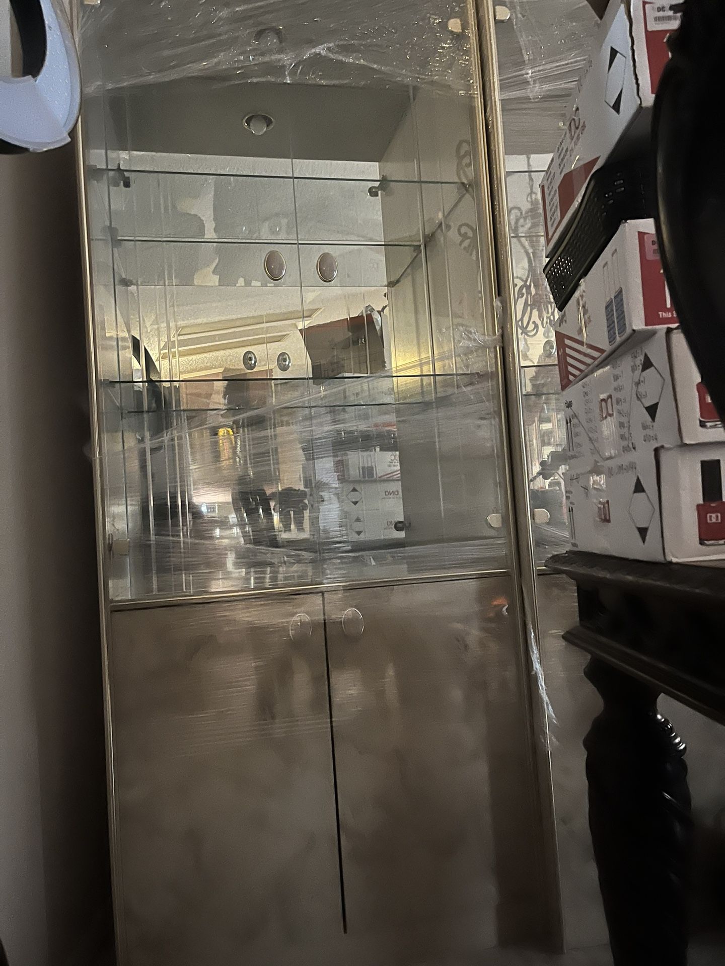 Glass Shelf’s With Light 