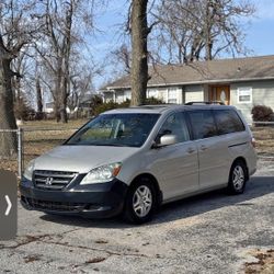 06 Honda Odessy Mini Van