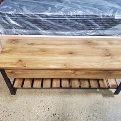 Rustic Farmhouse Style Wood Storage Bench (New)