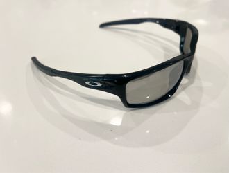 OAKLEY sunglasses for men’s