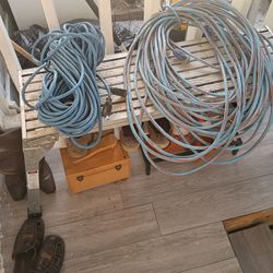 2 extensiones 100 pies una de 14 y otra 12.