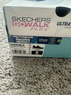Women’s Skechers GoWalk Size 8