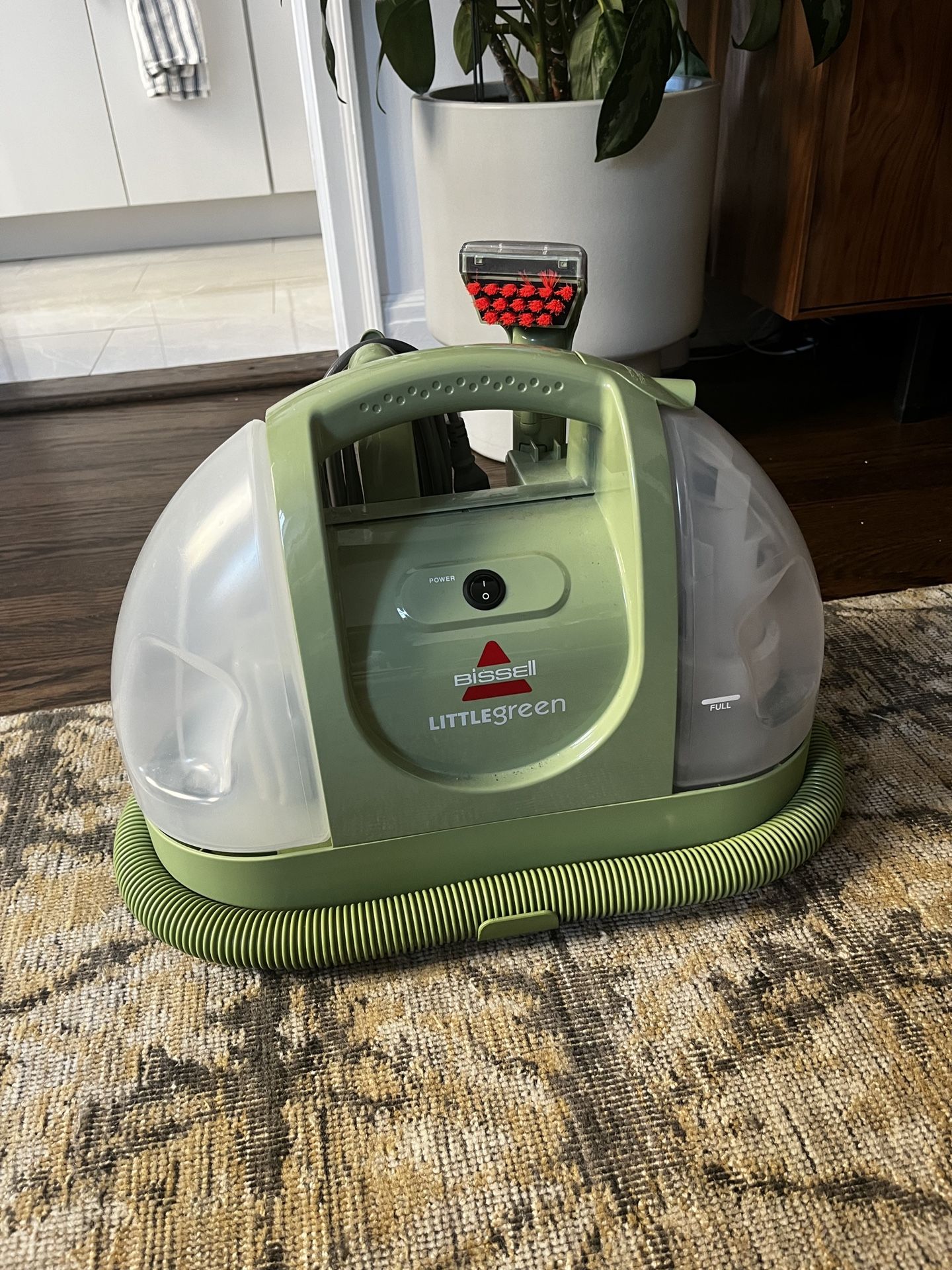 Little Green PORTABLE CARPET CLEANER