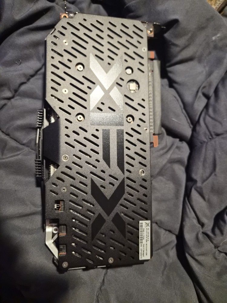 XFX RAW II AMD RADEON 5700XT