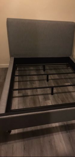 Full bed frame