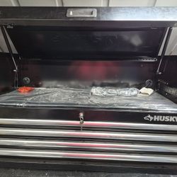 Husky Tool Box 4 drawer